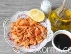 Shrimp fried in soy sauce